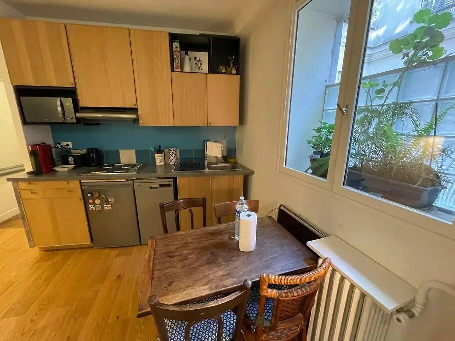 Le Fleury Daire Paris